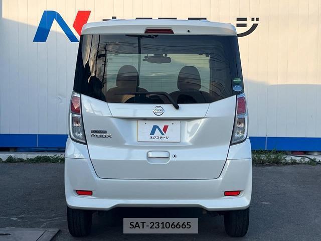 Nissan DAYZ ROOX 2018-01 8005296-15