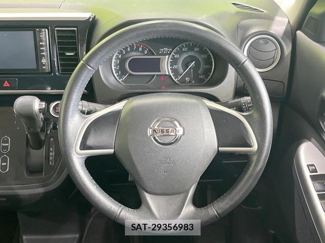 Nissan DAYZ ROOX 2015-10 8005866-10