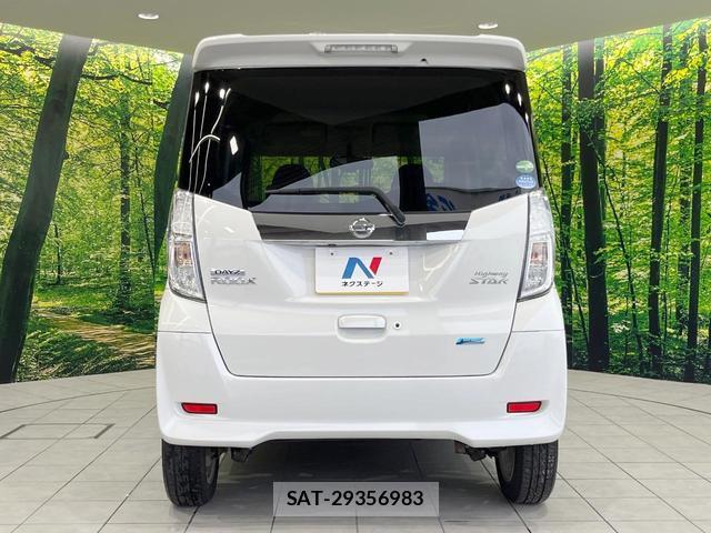 Nissan DAYZ ROOX 2015-10 8005866-14