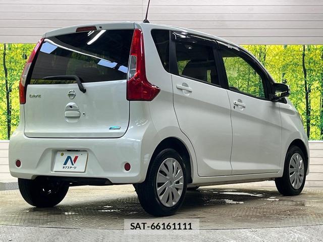 Nissan DAYZ 2015-12 8007794-16