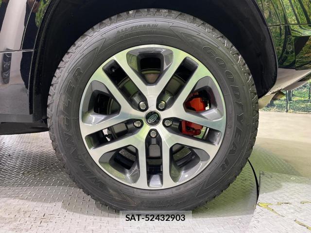 Land Rover DEFENDER 2023-11 8005086-10
