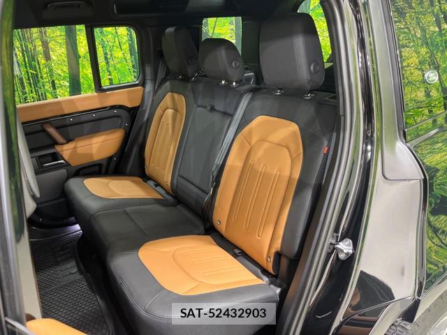Land Rover DEFENDER 2023-11 8005086-12