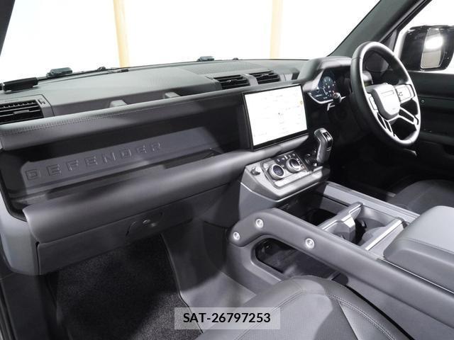 Land Rover DEFENDER 2025-03 8010422-17