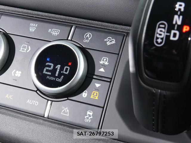 Land Rover DEFENDER 2025-03 8010422-5