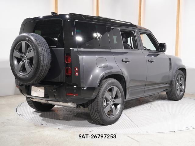 Land Rover DEFENDER 2025-03 8010422-8
