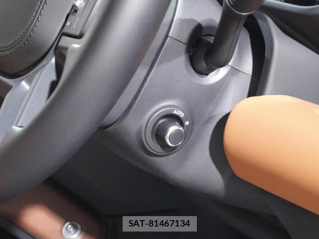 Land Rover DEFENDER 2024-06 8010423-11