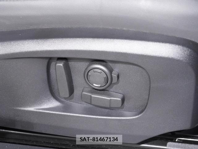 Land Rover DEFENDER 2024-06 8010423-15