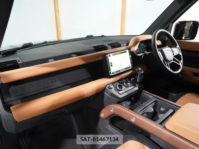 Land Rover DEFENDER 2024-06 8010423-17
