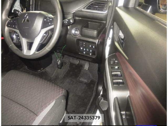 Mitsubishi DELICA 2024-09 8003259-3