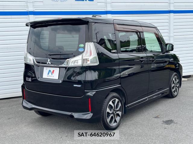 Mitsubishi DELICA 2017-09 8003621-17
