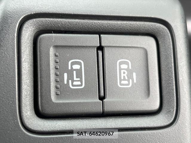 Mitsubishi DELICA 2017-09 8003621-4