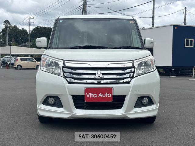 Mitsubishi DELICA 2017-09 8004830-11