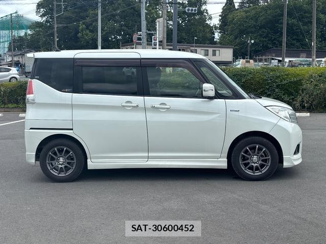 Mitsubishi DELICA 2017-09 8004830-16