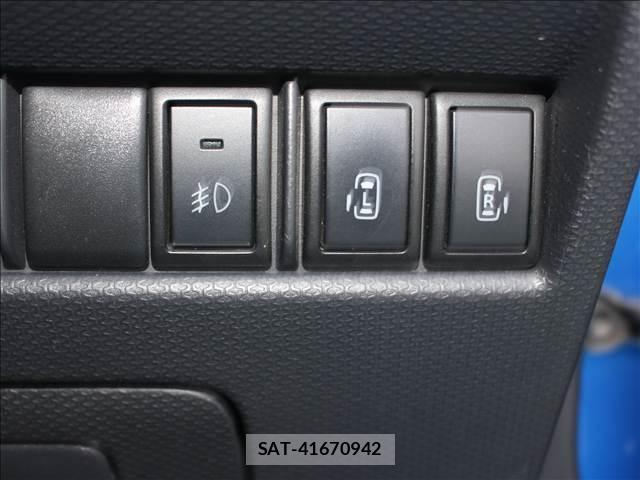 Mitsubishi DELICA 2014-02 8005353-10