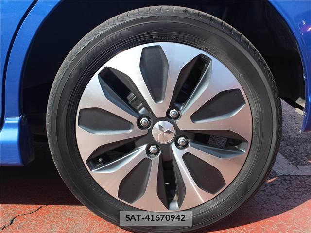 Mitsubishi DELICA 2014-02 8005353-11