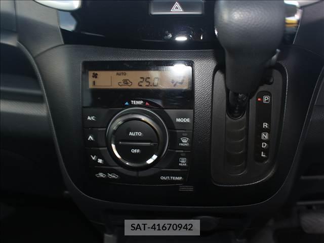 Mitsubishi DELICA 2014-02 8005353-12