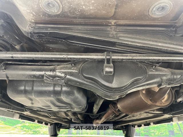 Mitsubishi DELICA 2016-06 8006279-18