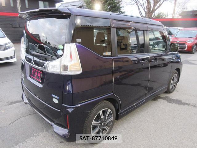 Mitsubishi DELICA 2018-12 8006508-17