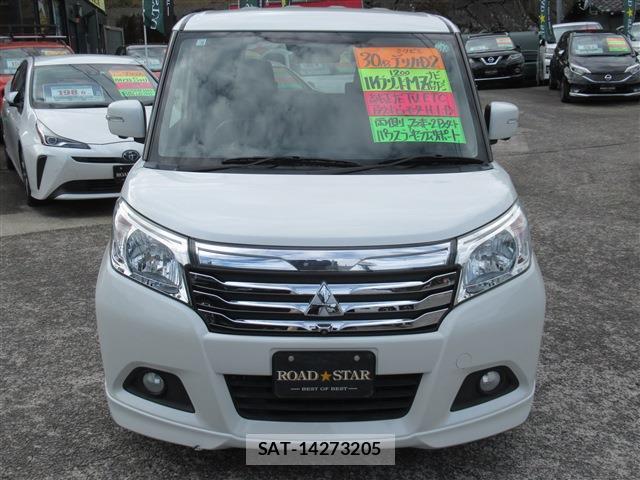 Mitsubishi DELICA 2018-09 8006584-1