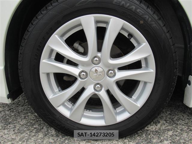 Mitsubishi DELICA 2018-09 8006584-14
