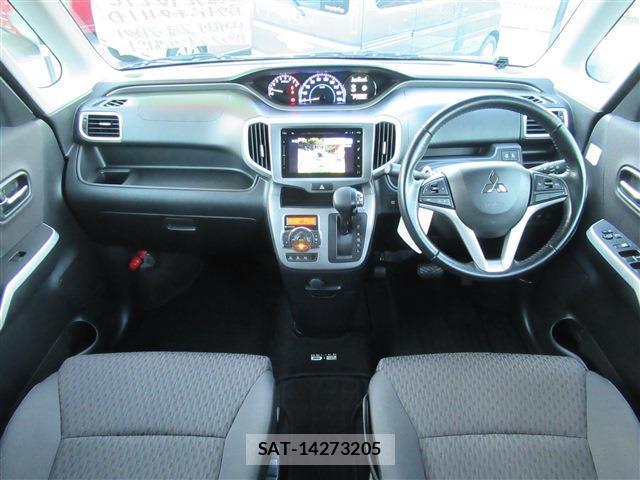 Mitsubishi DELICA 2018-09 8006584-3