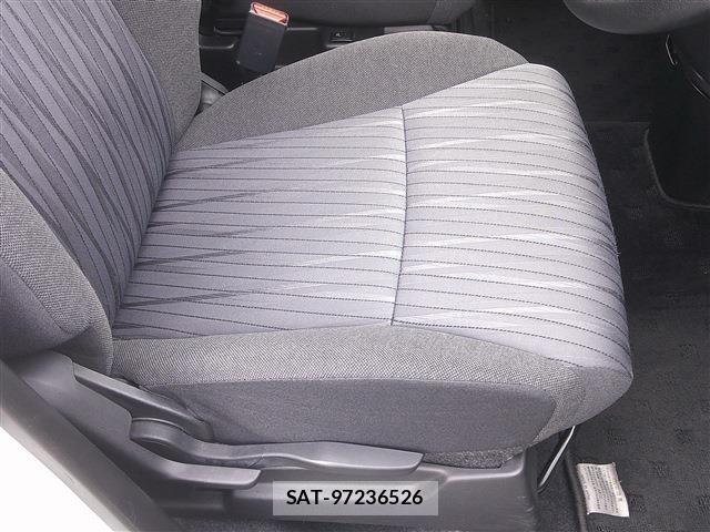 Mitsubishi DELICA 2024-05 8006660-18