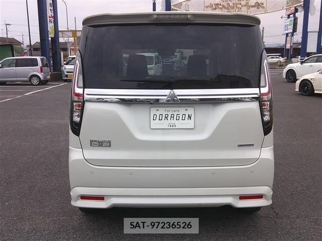 Mitsubishi DELICA 2024-05 8006660-6