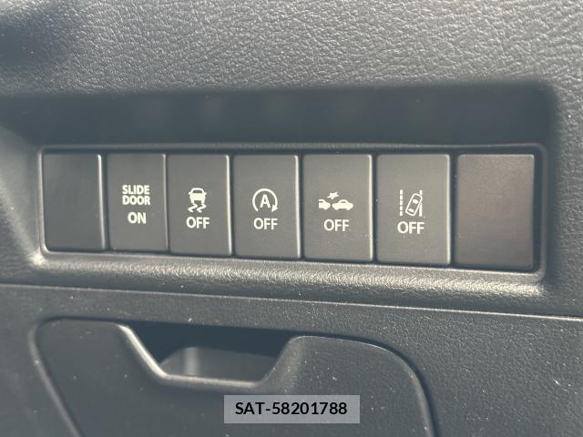 Mitsubishi DELICA 2017-02 8007231-10