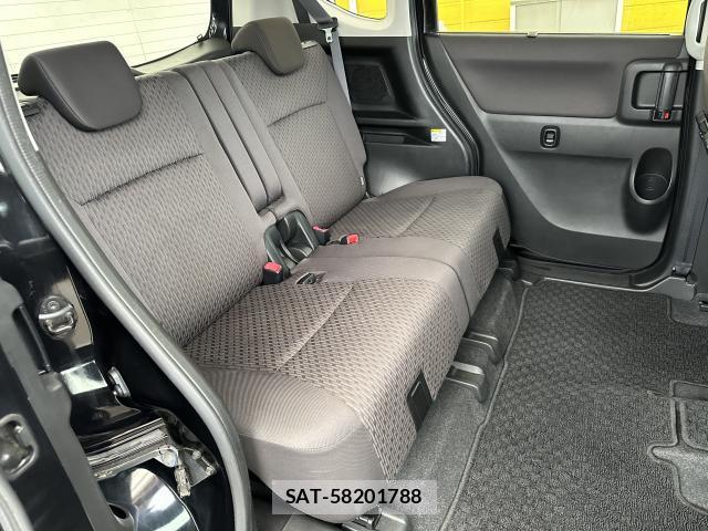 Mitsubishi DELICA 2017-02 8007231-17