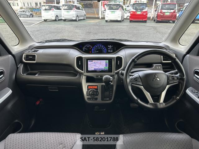 Mitsubishi DELICA 2017-02 8007231-4