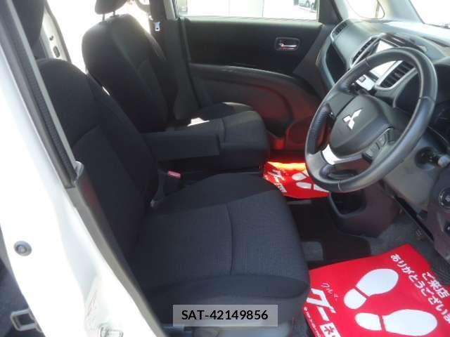 Mitsubishi DELICA 2014-02 8007678-13