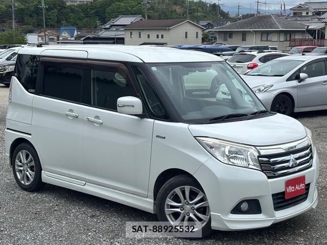 Mitsubishi DELICA 2017-03 8008385-1
