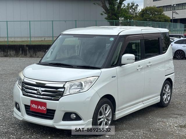 Mitsubishi DELICA 2017-03 8008385-15
