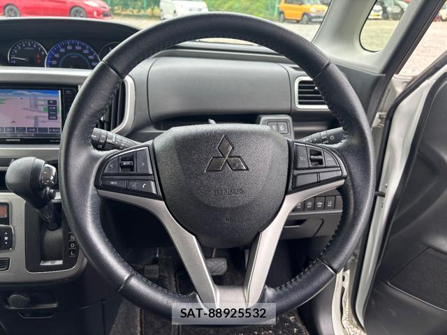 Mitsubishi DELICA 2017-03 8008385-18