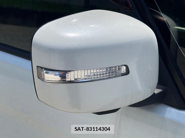 Mitsubishi DELICA 2017-06 8008389-15