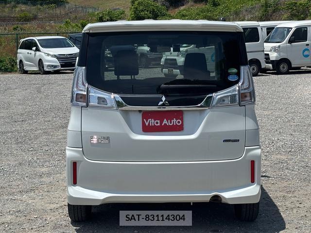 Mitsubishi DELICA 2017-06 8008389-3