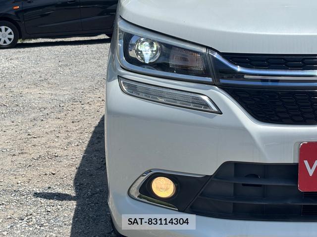 Mitsubishi DELICA 2017-06 8008389-5