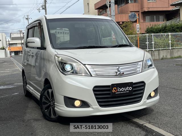 Mitsubishi DELICA 2014-02 8008646-12