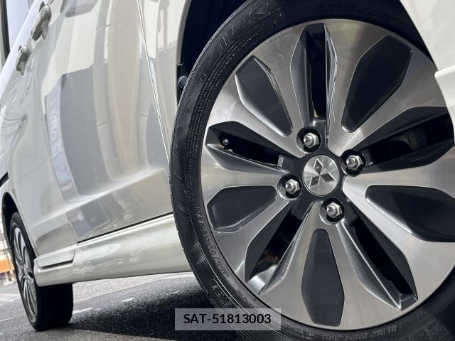 Mitsubishi DELICA 2014-02 8008646-4