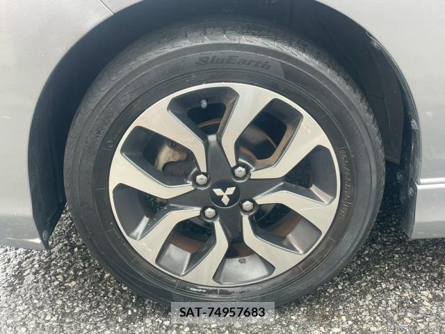 Mitsubishi DELICA 2018-01 8009769-9