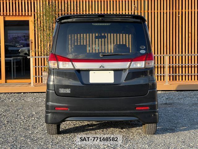 Mitsubishi DELICA 2011-06 8009879-12