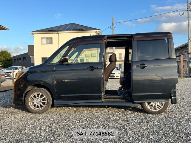 Mitsubishi DELICA 2011-06 8009879-3