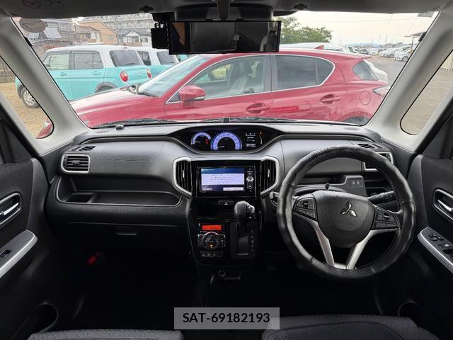 Mitsubishi DELICA 2016-03 8010305-7