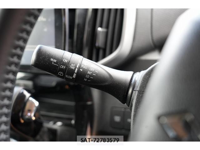 Mitsubishi DELICA 2019-02 8010392-12