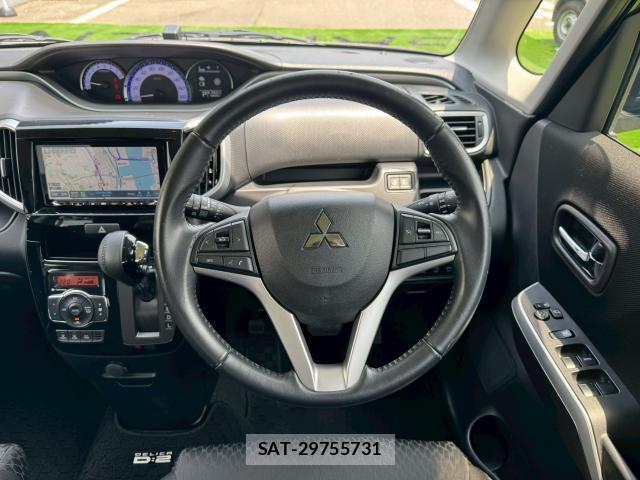 Mitsubishi DELICA 2016-08 8010577-11