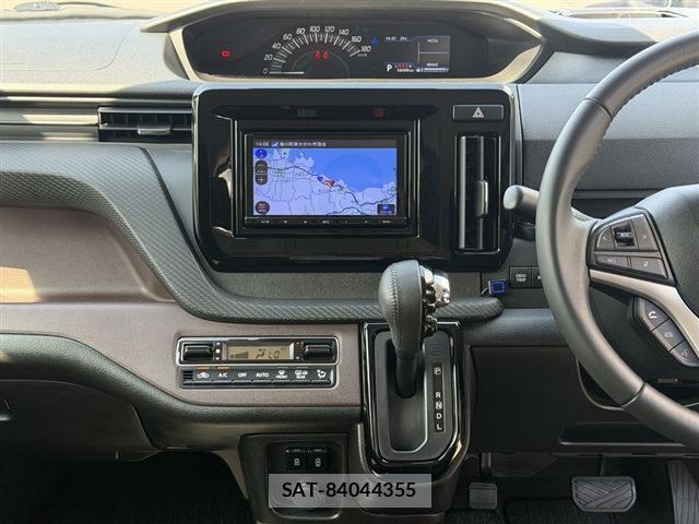 Mitsubishi DELICA 2024-05 8010850-16