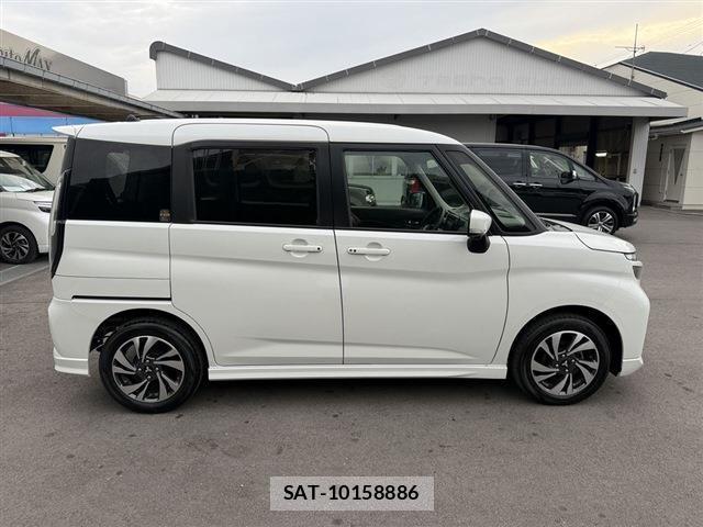 Mitsubishi DELICA 2024-05 8010867-3
