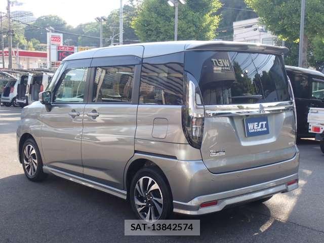 Mitsubishi DELICA 2024-11 8010891-1