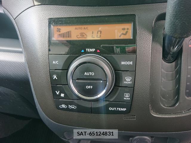 Mitsubishi DELICA 2011-11 8011771-10