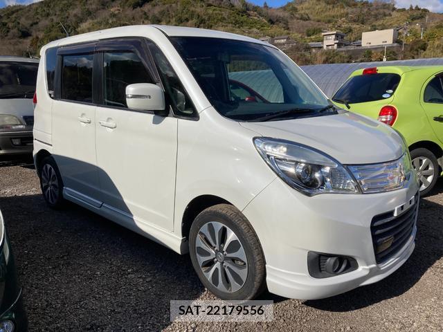 Mitsubishi DELICA 2015-03 8011801-2